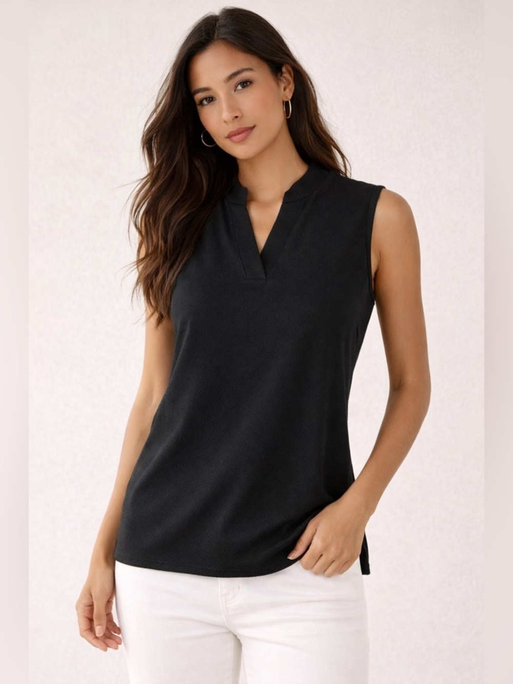 Vidusou Black Sleeveless V-Neck Blouse – Size S
